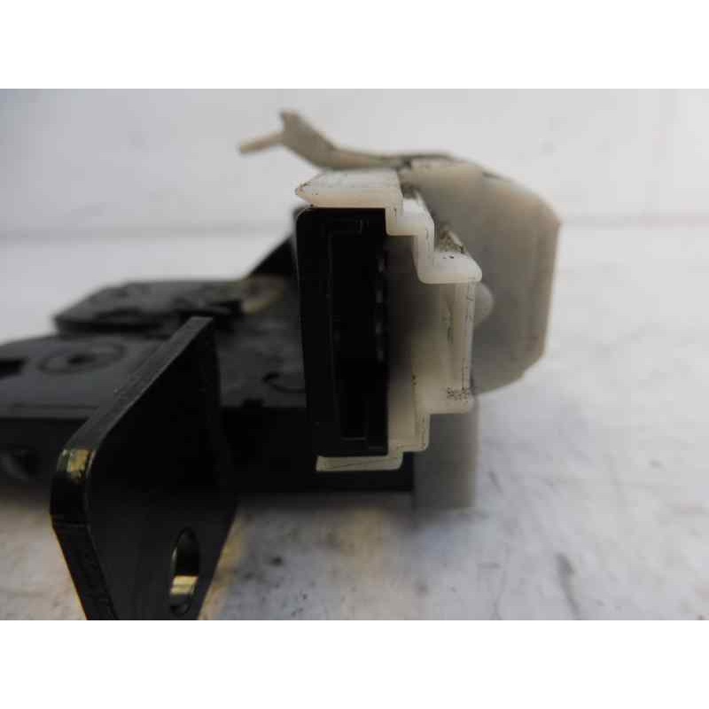 Recambio de cerradura maletero / porton para renault megane ii familiar authentique confort referencia OEM IAM 8200076240  