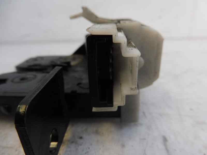 Recambio de cerradura maletero / porton para renault megane ii familiar authentique confort referencia OEM IAM 8200076240  