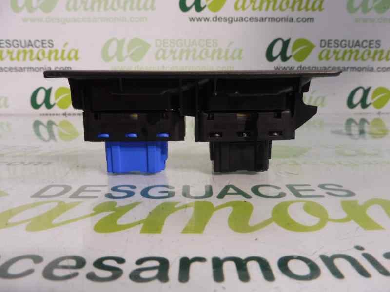 Recambio de mando elevalunas delantero derecho para citroën c-elysée seduction referencia OEM IAM 96766668ZD 966579Z7ZD 