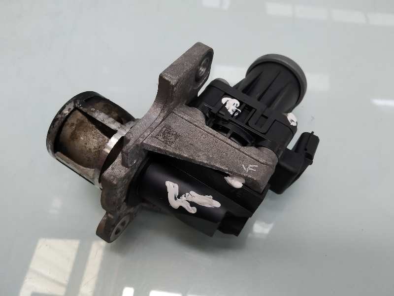 Recambio de valvula egr para renault captur zen referencia OEM IAM 147105308R 8200129863 