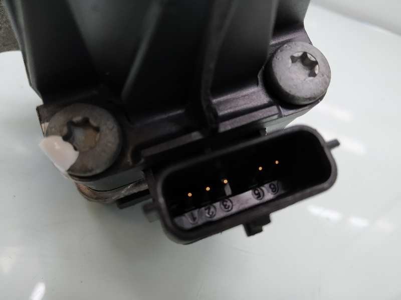 Recambio de valvula egr para renault captur zen referencia OEM IAM 147105308R 8200129863 