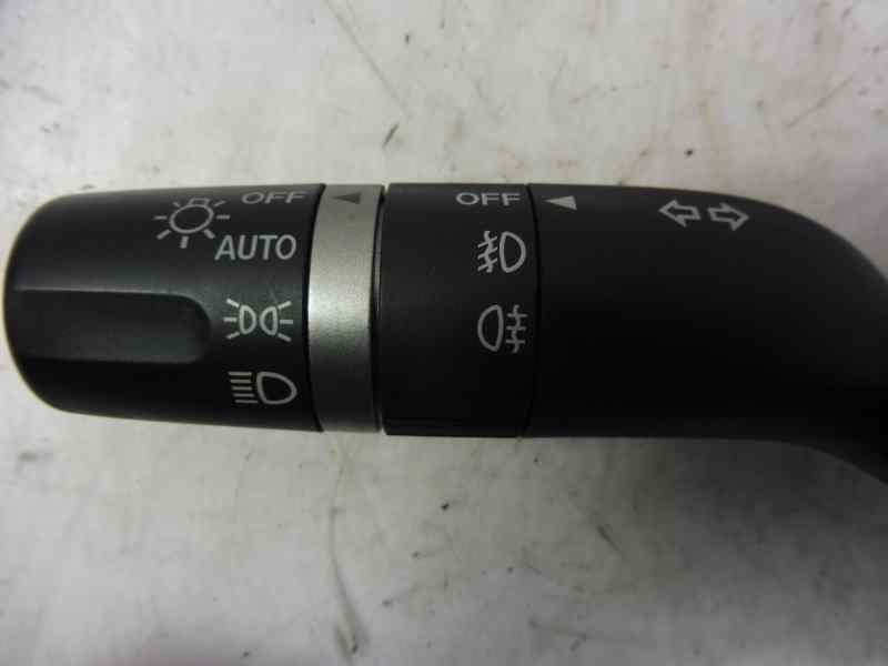 Recambio de mando luces para mazda 3 lim. (bl) active referencia OEM IAM 17D682  
