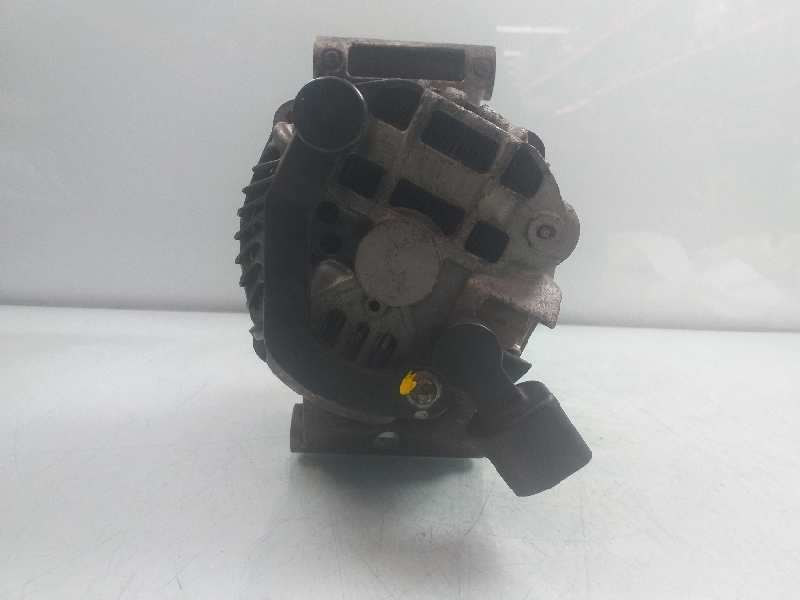 Recambio de alternador para peugeot 207 confort referencia OEM IAM V757695680  