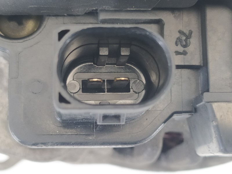 Recambio de alternador para volkswagen golf iv berlina (1j1) highline referencia OEM IAM 028903028D 0124325003 