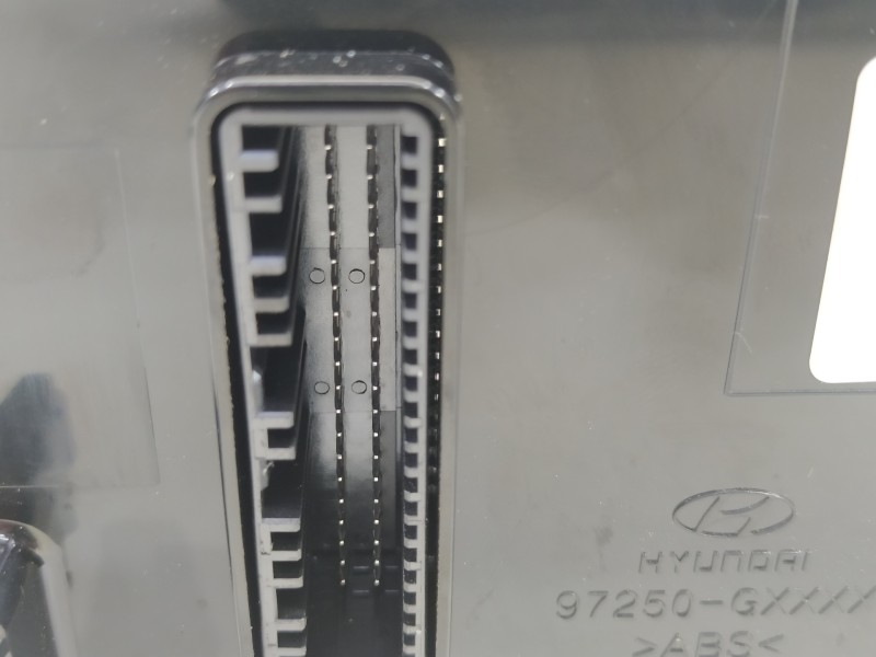 Recambio de mando climatizador para hyundai i30 (pd) essence referencia OEM IAM 97250G4CA0  