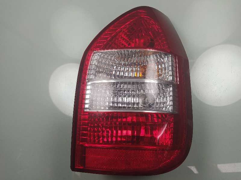 Recambio de piloto trasero derecho para opel zafira a referencia OEM IAM   