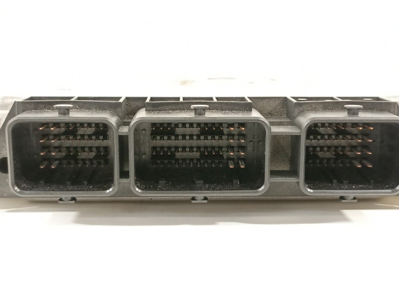 Recambio de centralita motor uce para peugeot 207 confort referencia OEM IAM 9663475880 0281012529 