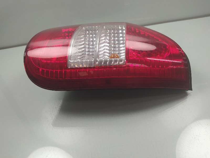 Recambio de piloto trasero derecho para opel zafira a referencia OEM IAM   