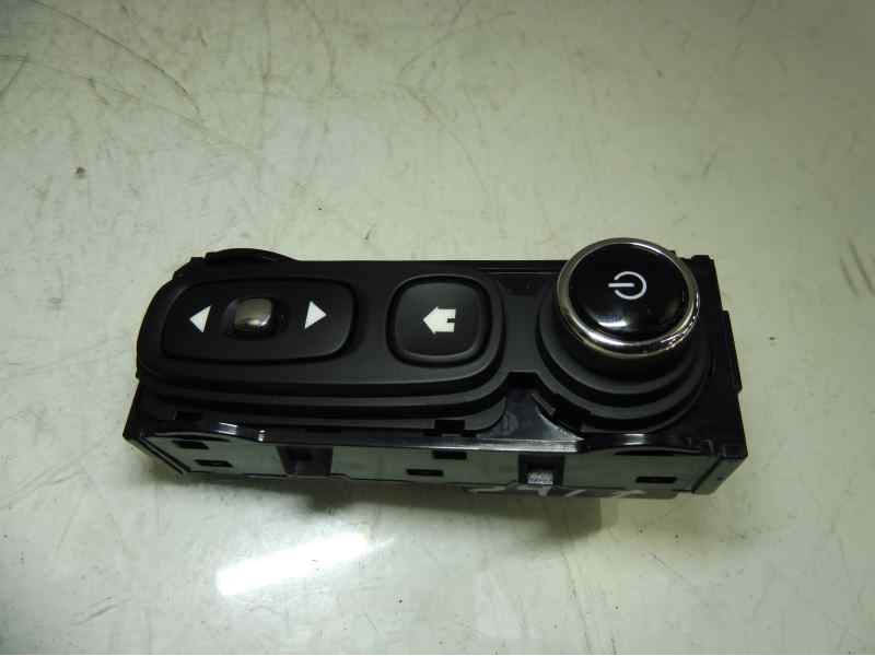 Recambio de mando multifuncion para renault captur zen referencia OEM IAM 253B08825R  