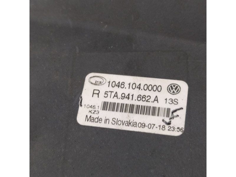 Recambio de faro antiniebla derecho para volkswagen touran (5t1) advance bmt referencia OEM IAM 5TA941662  