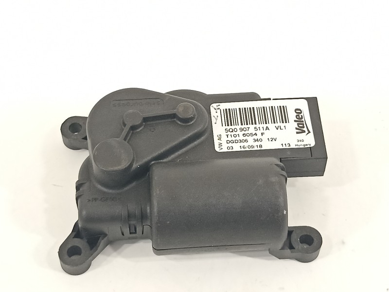 Recambio de motor apertura trampillas climatizador para volkswagen touran (5t1) advance bmt referencia OEM IAM 5Q0907511A T10160