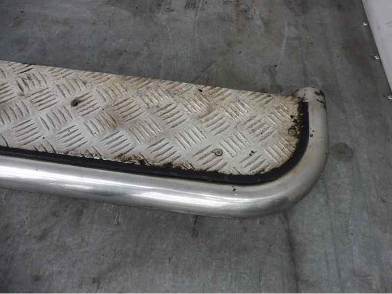 Recambio de estribos laterales para suzuki grand vitara jb (jt) 1.9 ddis jlx (5-ptas.) referencia OEM IAM   