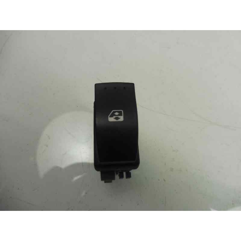 Recambio de mando elevalunas delantero derecho para renault master kasten l3h3 gka 3,5t referencia OEM IAM 476809126301H  