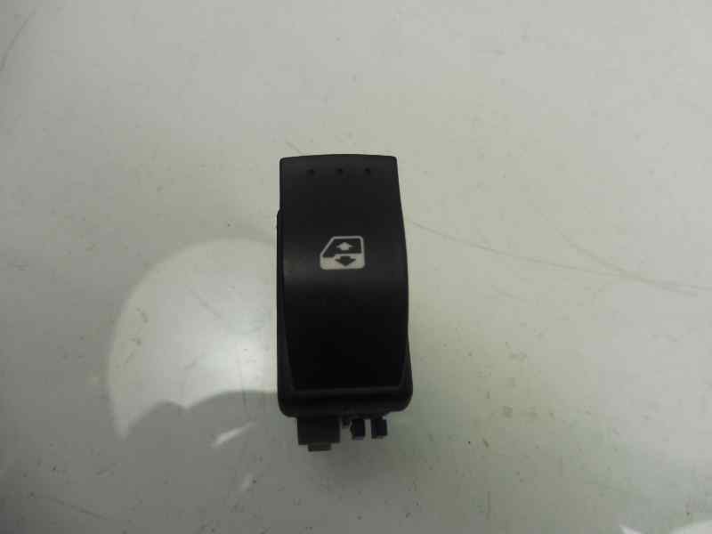 Recambio de mando elevalunas delantero derecho para renault master kasten l3h3 gka 3,5t referencia OEM IAM 476809126301H  