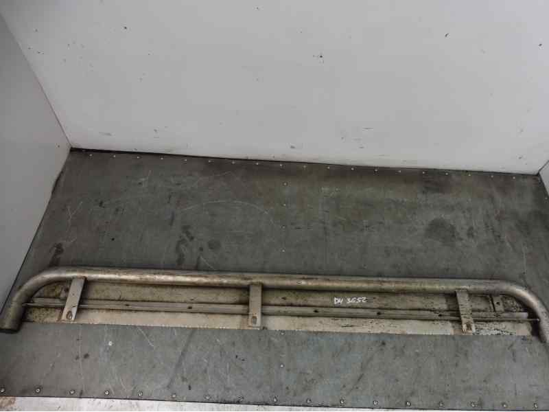 Recambio de estribos laterales para suzuki grand vitara jb (jt) 1.9 ddis jlx (5-ptas.) referencia OEM IAM   