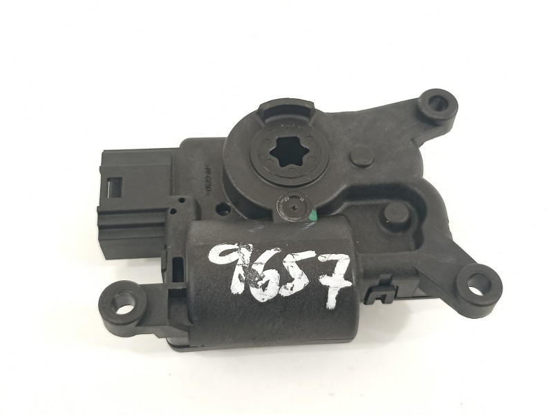 Recambio de motor apertura trampillas climatizador para volkswagen touran (5t1) advance bmt referencia OEM IAM 5Q0907511A T10160