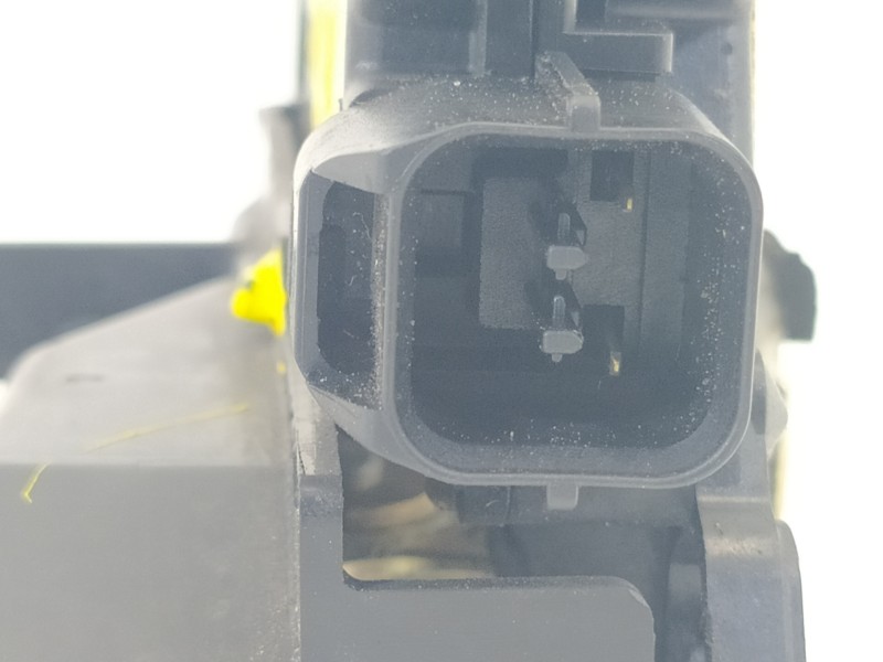 Recambio de cerradura puerta delantera derecha para mitsubishi grandis (na0w) 2.4 instyle referencia OEM IAM MN167832  
