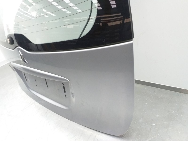 Recambio de porton trasero para mitsubishi grandis (na0w) 2.4 instyle referencia OEM IAM   
