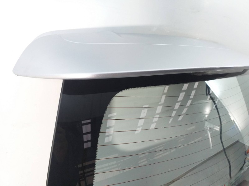 Recambio de porton trasero para mitsubishi grandis (na0w) 2.4 instyle referencia OEM IAM   