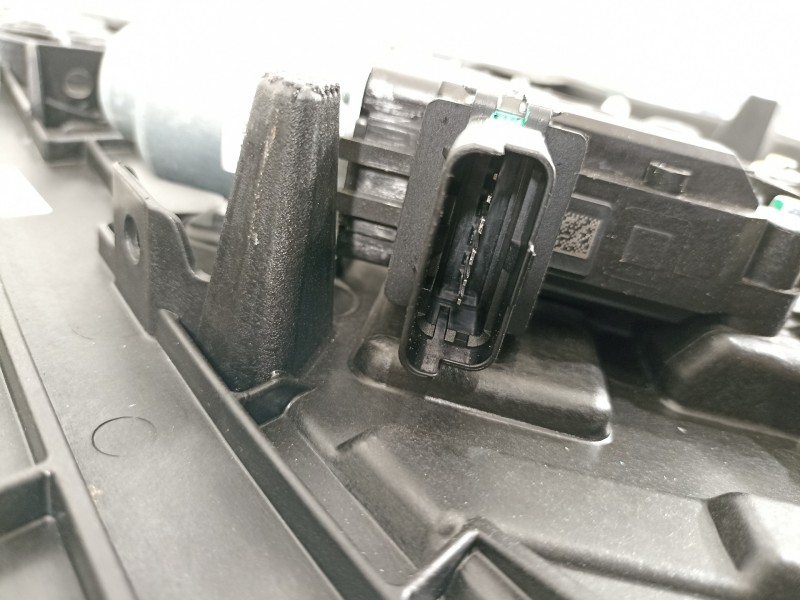 Recambio de elevalunas delantero derecho para hyundai i30 (pd) essence referencia OEM IAM 82480G4190 81320G3050 82460G4010