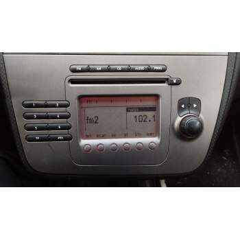 SISTEMA AUDIO / RADIO CD 