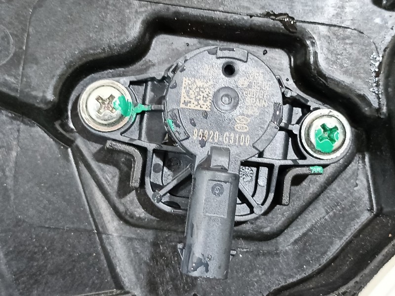 Recambio de elevalunas delantero izquierdo para hyundai i30 (pd) essence referencia OEM IAM 82470G4150 81310G3040 82450G4010