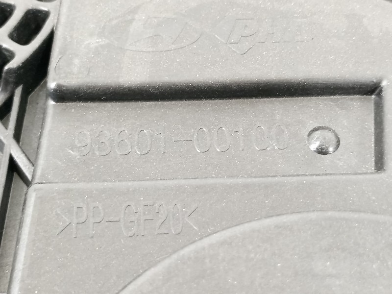 Recambio de elevalunas trasero derecho para hyundai i30 (pd) essence referencia OEM IAM 9360100100 83480G4230 83460G4010