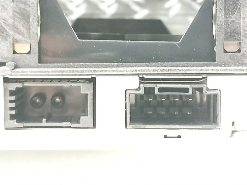 Recambio de sistema audio / radio cd para audi s6 berlina (4f2) 5.2 referencia OEM IAM 4F0035541L 4E0910541Q 