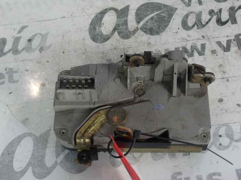 Recambio de cerradura puerta delantera derecha para peugeot 206 berlina x-line referencia OEM IAM 9136S7  