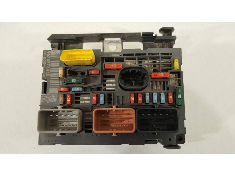 CAJA RELES / FUSIBLES 9675878480 BSMR0500 