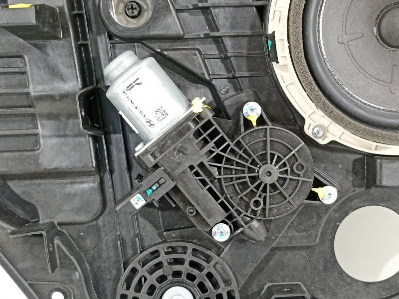 Recambio de elevalunas trasero izquierdo para hyundai i30 (pd) essence referencia OEM IAM 9360000100 83470G4230 83450G4010