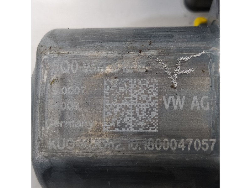 Recambio de elevalunas trasero derecho para volkswagen touran (5t1) advance bmt referencia OEM IAM 5TA839462B 5Q0959812E 