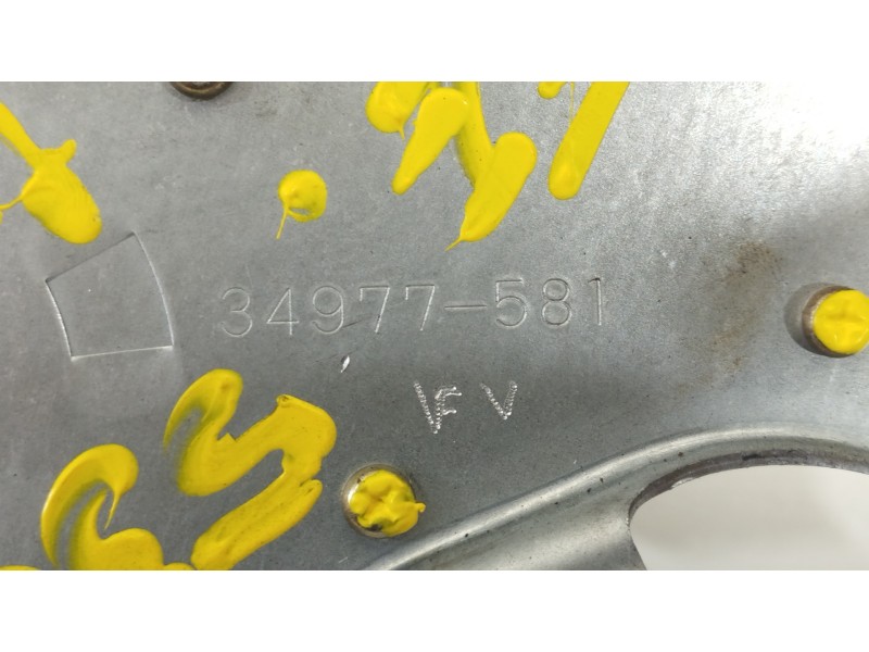 Recambio de motor limpia trasero para mitsubishi grandis (na0w) 2.4 instyle referencia OEM IAM 34977581  