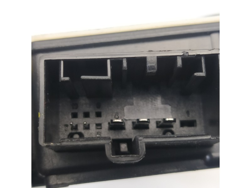 Recambio de elevalunas trasero derecho para volkswagen touran (5t1) advance bmt referencia OEM IAM 5TA839462B 5Q0959812E 