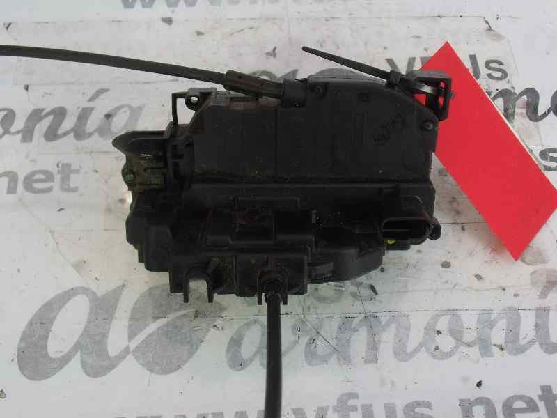 Recambio de cerradura puerta delantera izquierda para renault clio iii dynamique referencia OEM IAM 8200300123  