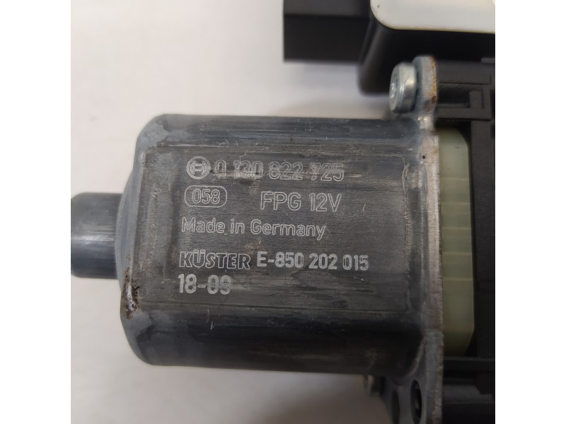 Recambio de elevalunas trasero izquierdo para volkswagen touran (5t1) advance bmt referencia OEM IAM 5TA839461B 5Q0959911E 