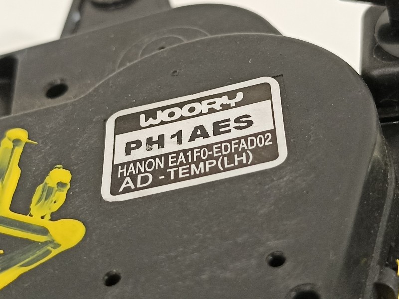 Recambio de motor apertura trampillas climatizador para hyundai i30 (pd) essence referencia OEM IAM EA1F0EDFAD02 PH1AES 