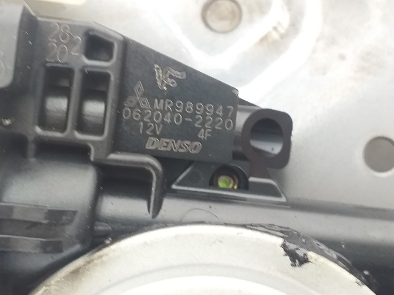 Recambio de elevalunas delantero izquierdo para mitsubishi grandis (na0w) 2.4 instyle referencia OEM IAM MR989947 0620402220 