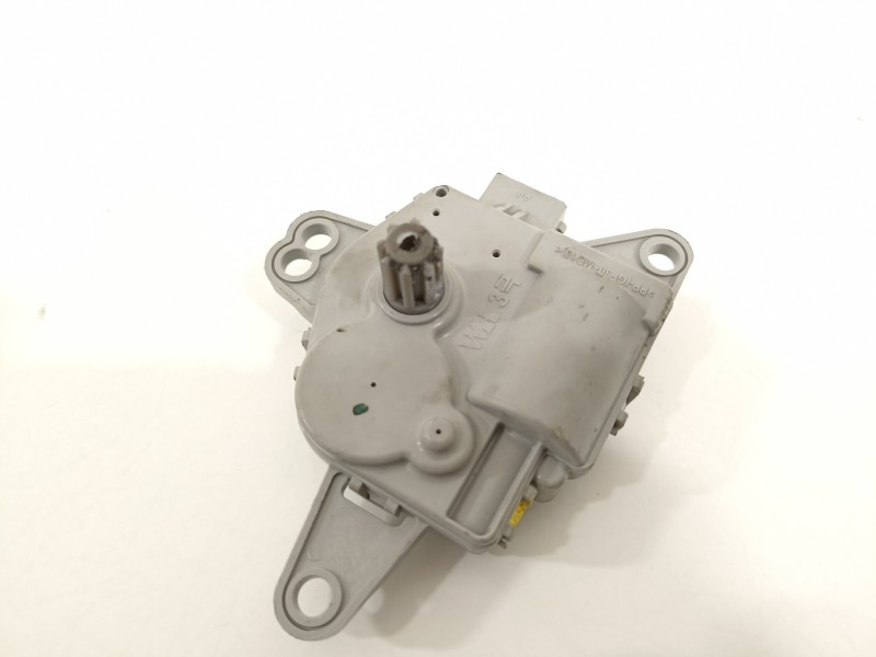 Recambio de motor apertura trampillas climatizador para hyundai i30 (pd) essence referencia OEM IAM EA1F0EDFAC02 PICAES 