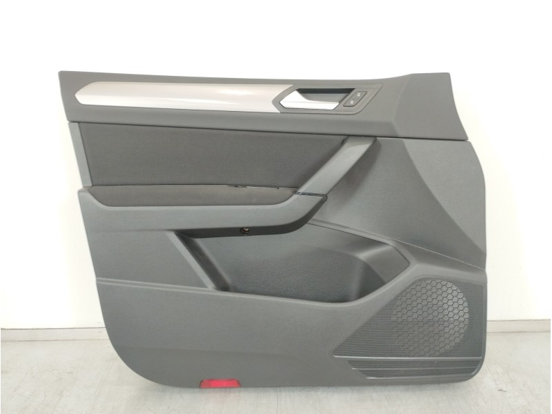 Recambio de guarnecido puerta delantera izquierda para volkswagen touran (5t1) advance bmt referencia OEM IAM 5TB867011  