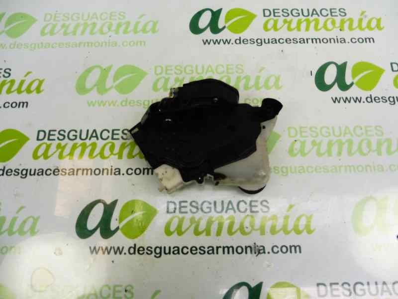 Recambio de cerradura puerta delantera derecha para toyota yaris active referencia OEM IAM   