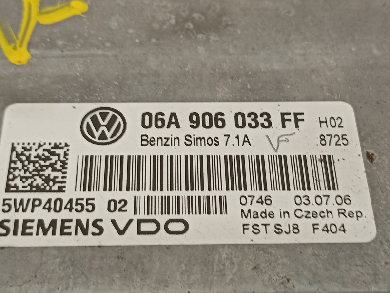 Recambio de centralita motor uce para seat leon (1p1) comfort limited referencia OEM IAM 06A906033FF 5WP40455 