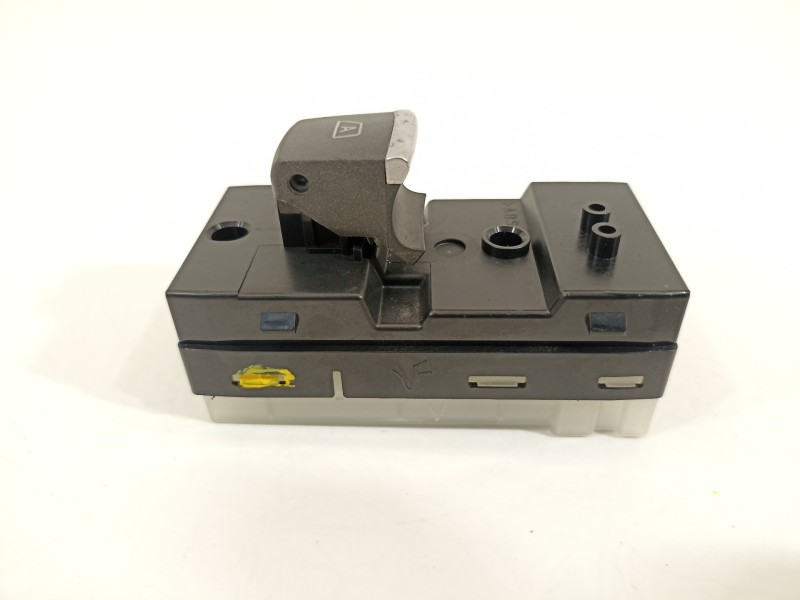 Recambio de mando elevalunas trasero derecho para infiniti q50 q50 referencia OEM IAM 254213JA0A  