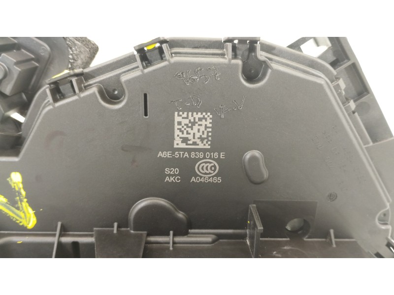 Recambio de cerradura puerta trasera derecha para volkswagen touran (5t1) advance bmt referencia OEM IAM 5TA839016E 45840180 