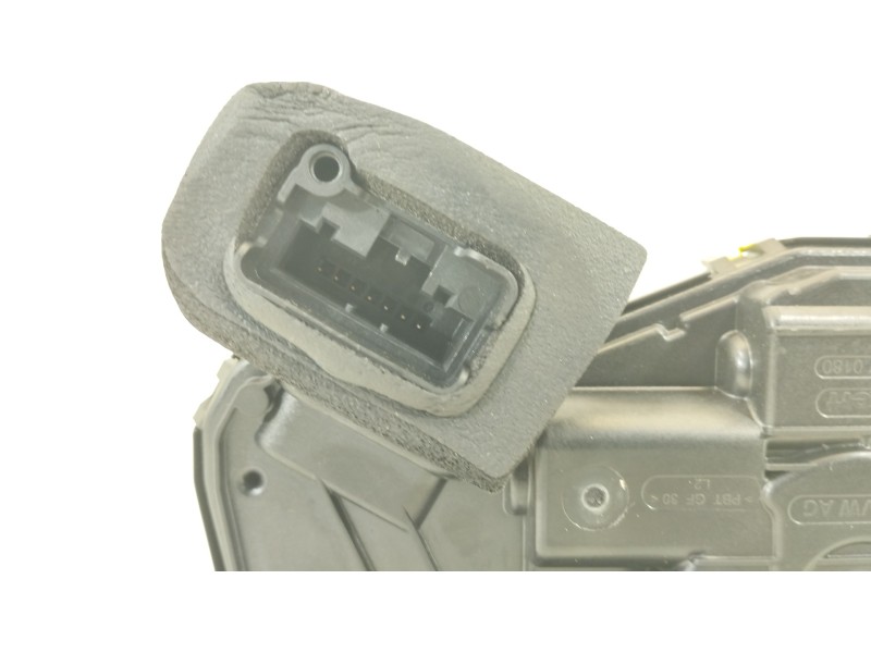 Recambio de cerradura puerta trasera izquierda para volkswagen touran (5t1) advance bmt referencia OEM IAM 5TA839015E 45830180 