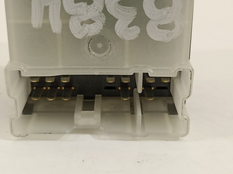 Recambio de mando elevalunas trasero izquierdo para infiniti q50 q50 referencia OEM IAM 254313JA0A  