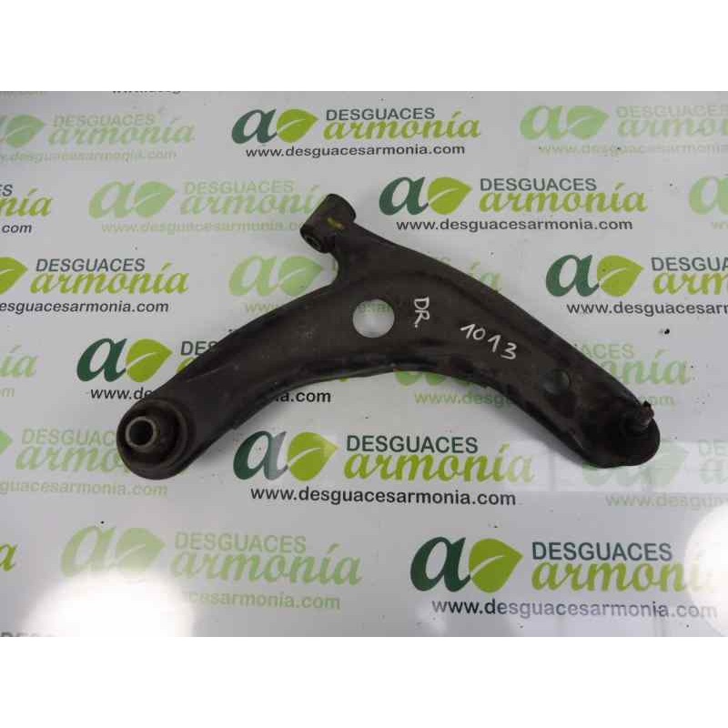 Recambio de brazo suspension inferior delantero derecho para toyota yaris active referencia OEM IAM   