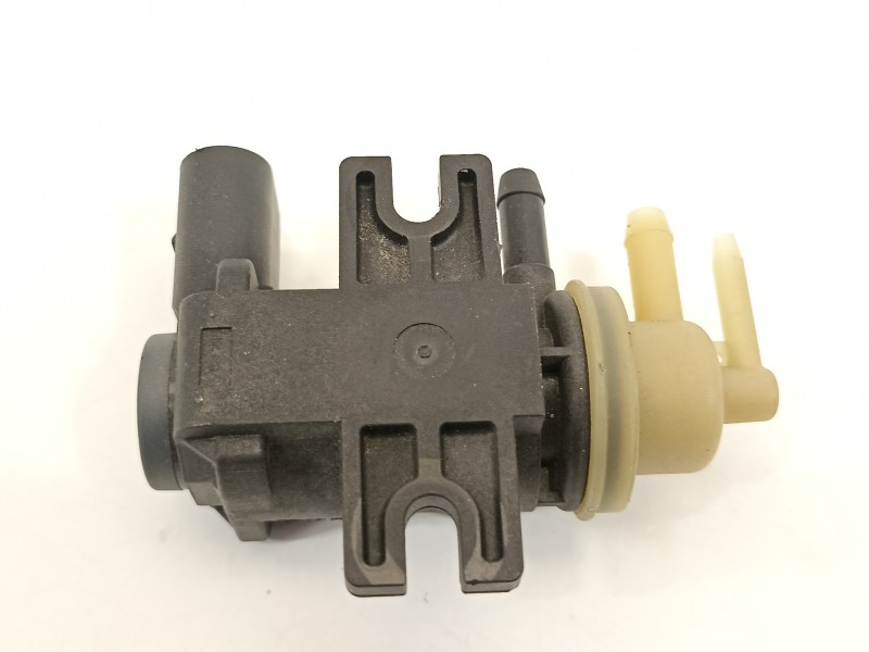 Recambio de valvula aire adicional para volkswagen touran (5t1) advance bmt referencia OEM IAM 1K0906627B  