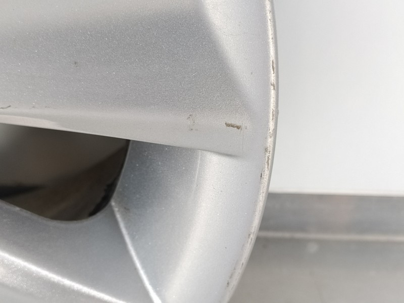 Recambio de llanta para citroën c5 berlina sx (e) referencia OEM IAM 2275682  