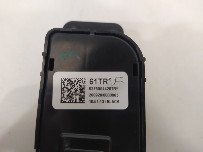 Recambio de mando multifuncion para hyundai i30 (pd) essence referencia OEM IAM 93750G4420TRY 3U21001300 